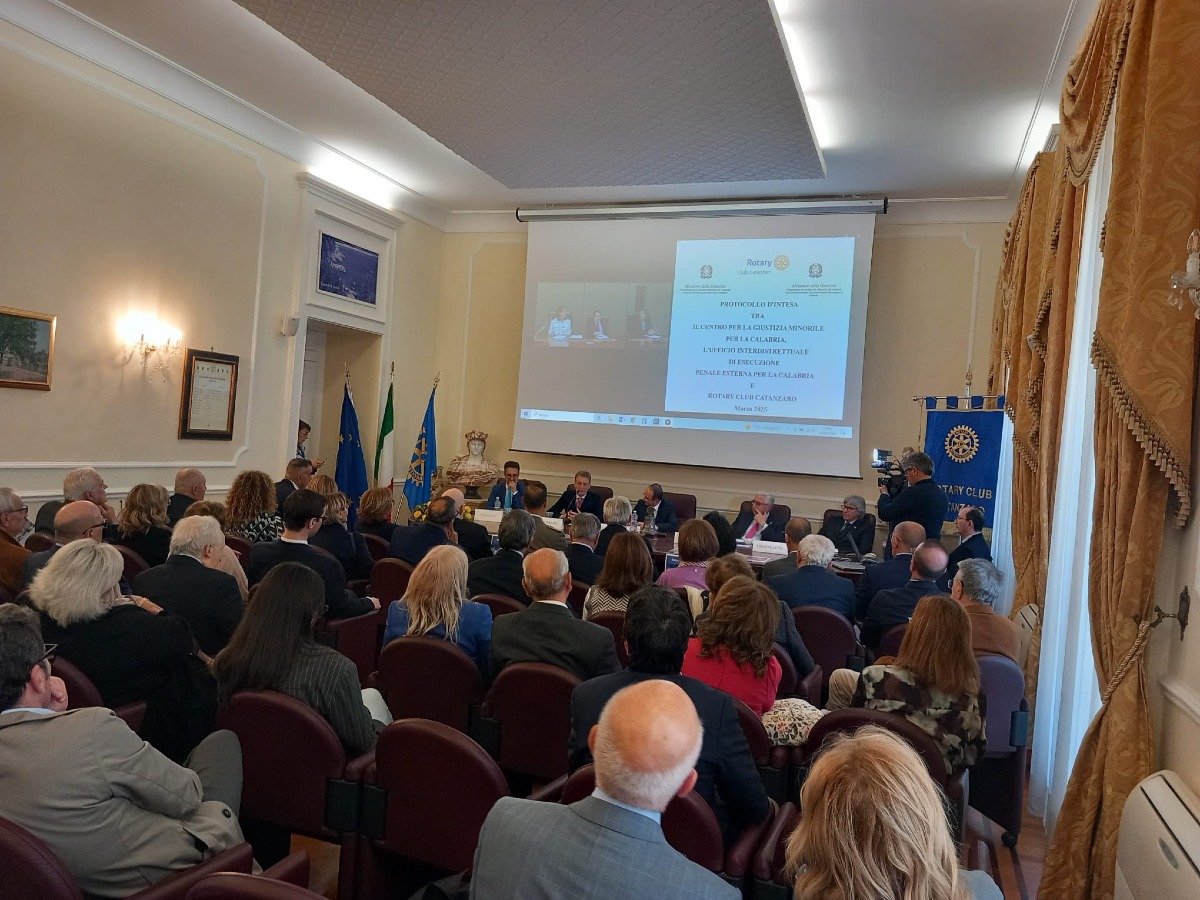 Il Rotary Club Catanzaro celebra Gianni Bruni con la prima edizione del Premio Giornalistico - Foto: Uff. Stampa Rotary Club Catanzaro