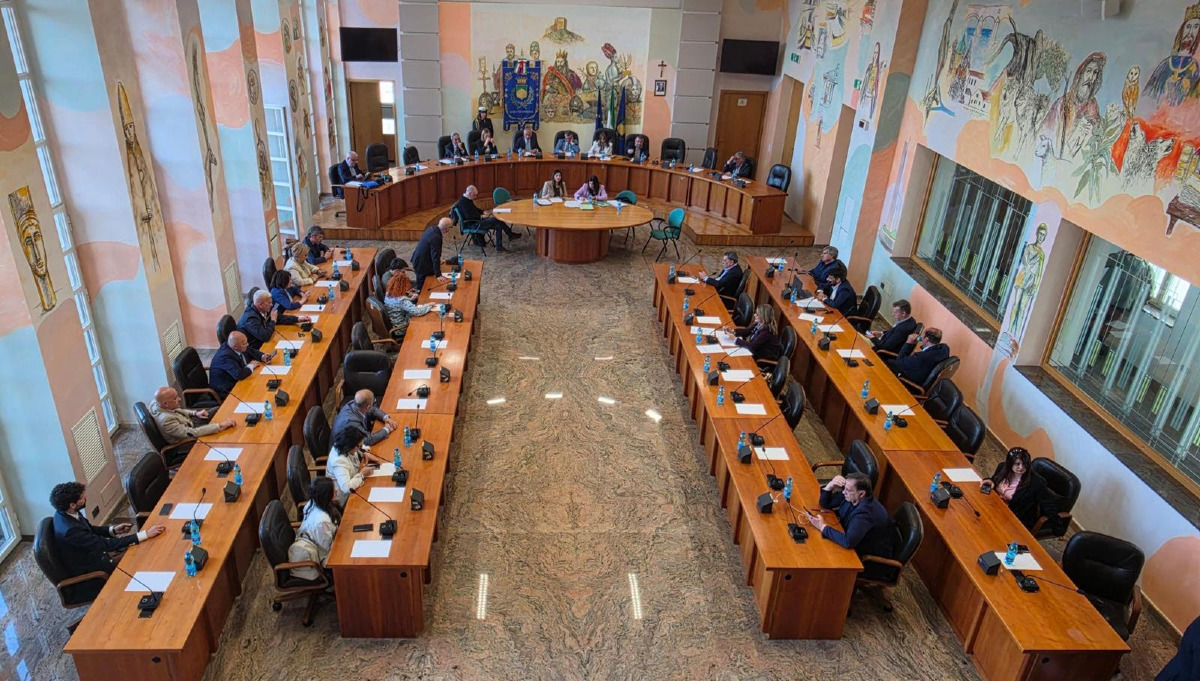 Cosenza -  Rinviata la discussione sulla proposta di finanza di progetto per la gestione delle aree di parcheggio - Foto: Ufficio stampa Comune di Cosenza