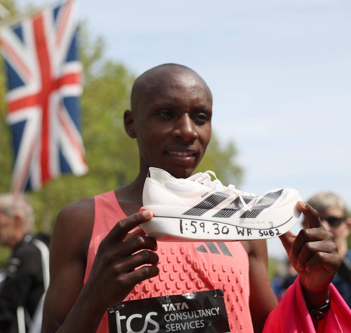"Due fette di pane, miele e tè": Sawe e la (normale) colazione prima del record del mondo in maratona - 