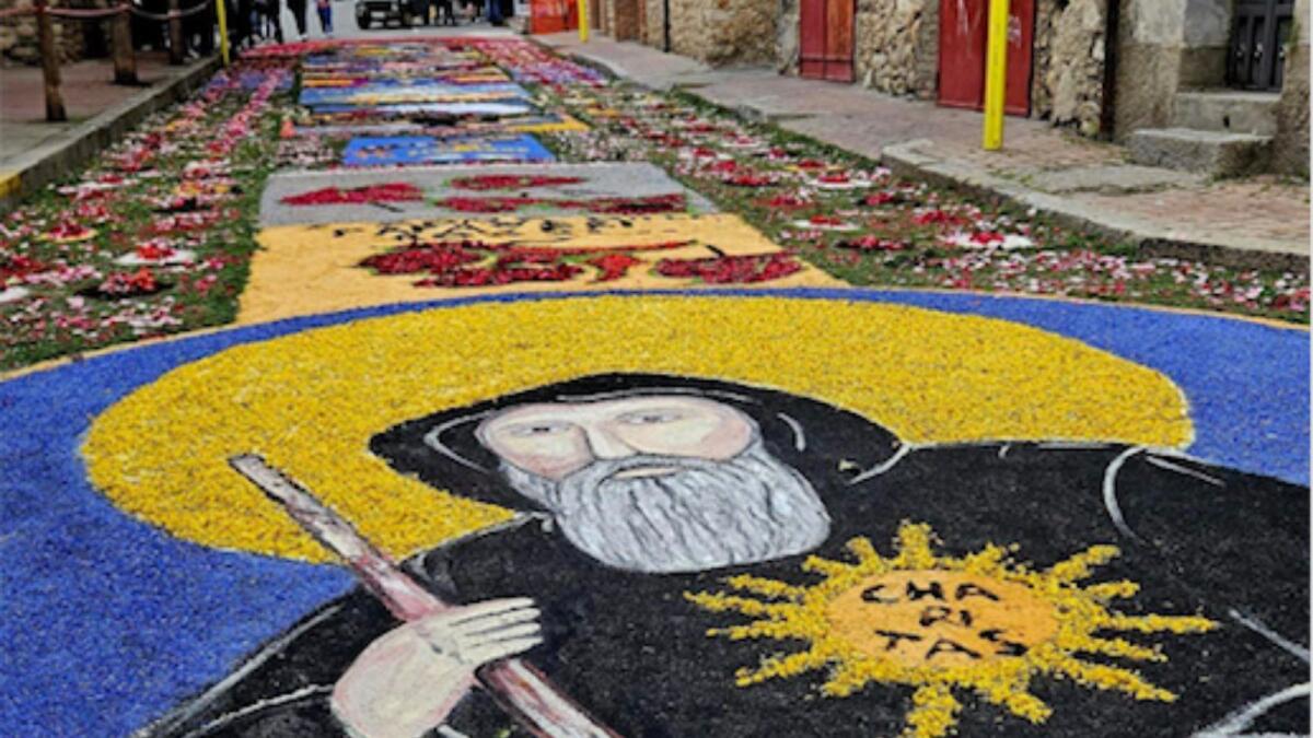 A Petilia Policastro l’infiorata dà voce ai bambini delle guerre - Foto: Ufficio stampa Associazione Natess