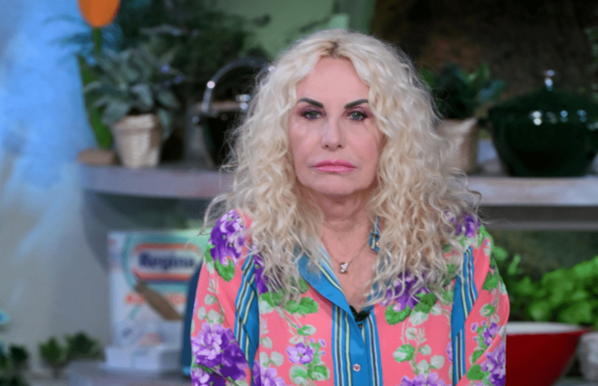 Antonella Clerici, la rabbia e lo sfogo a È sempre mezzogiorno: cosa è successo - 