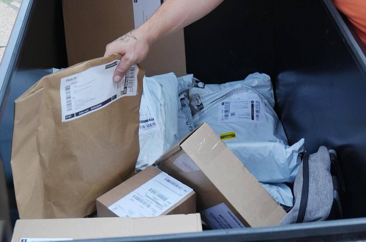 Problemi con le spedizioni, pacchi dispersi o danneggiati? Ecco come fare - 