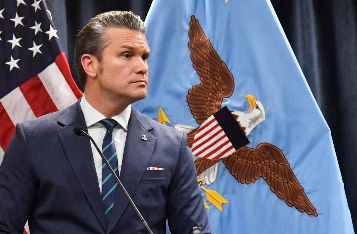 Pensa di citare la Bibbia invece è una frase di Pulp Fiction, la gaffe di Pete Hegseth - 