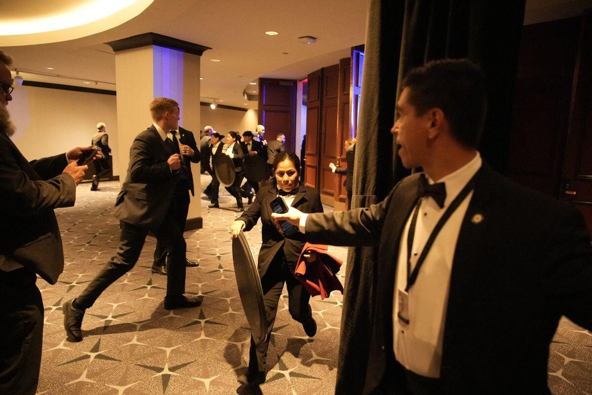 Spari alla cena con Trump, presidente Usa “Ecco perchè serve la ballroom” - 