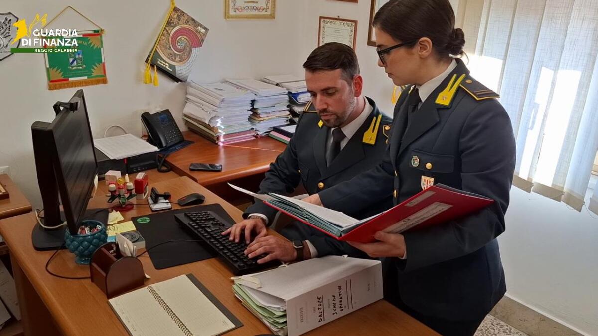 Colpito cartello negli appalti a Reggio Calabria, maxi sequestro da oltre 6 milioni - 