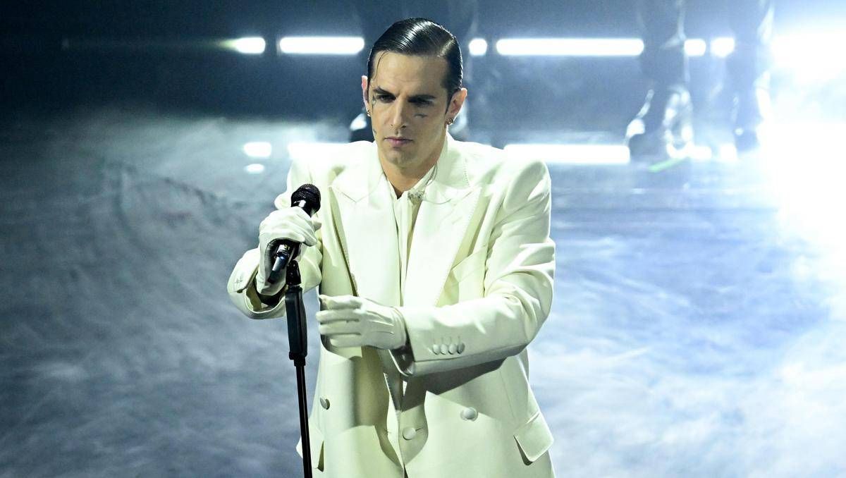 Achille Lauro annuncia a sorpresa evento segreto per stasera a Roma - 