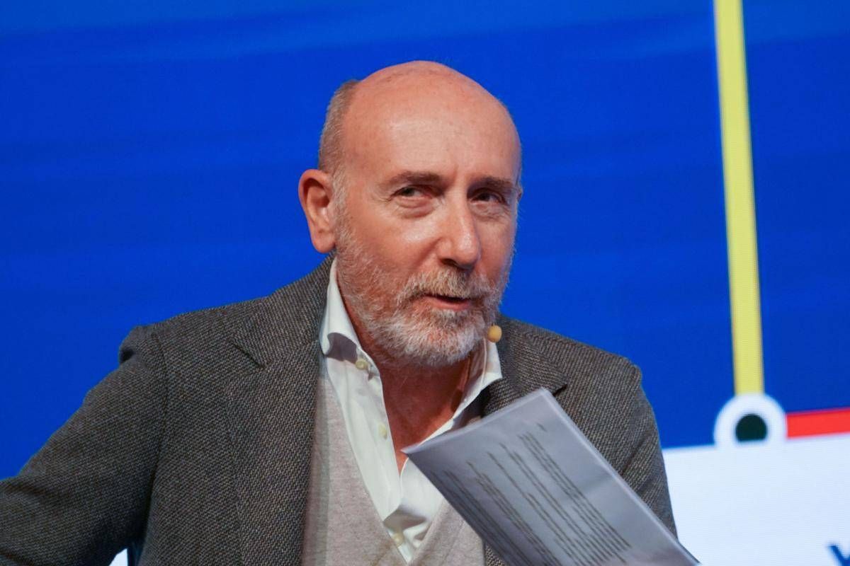 Morto Roberto Arditti, il giornalista aveva 60 anni - 