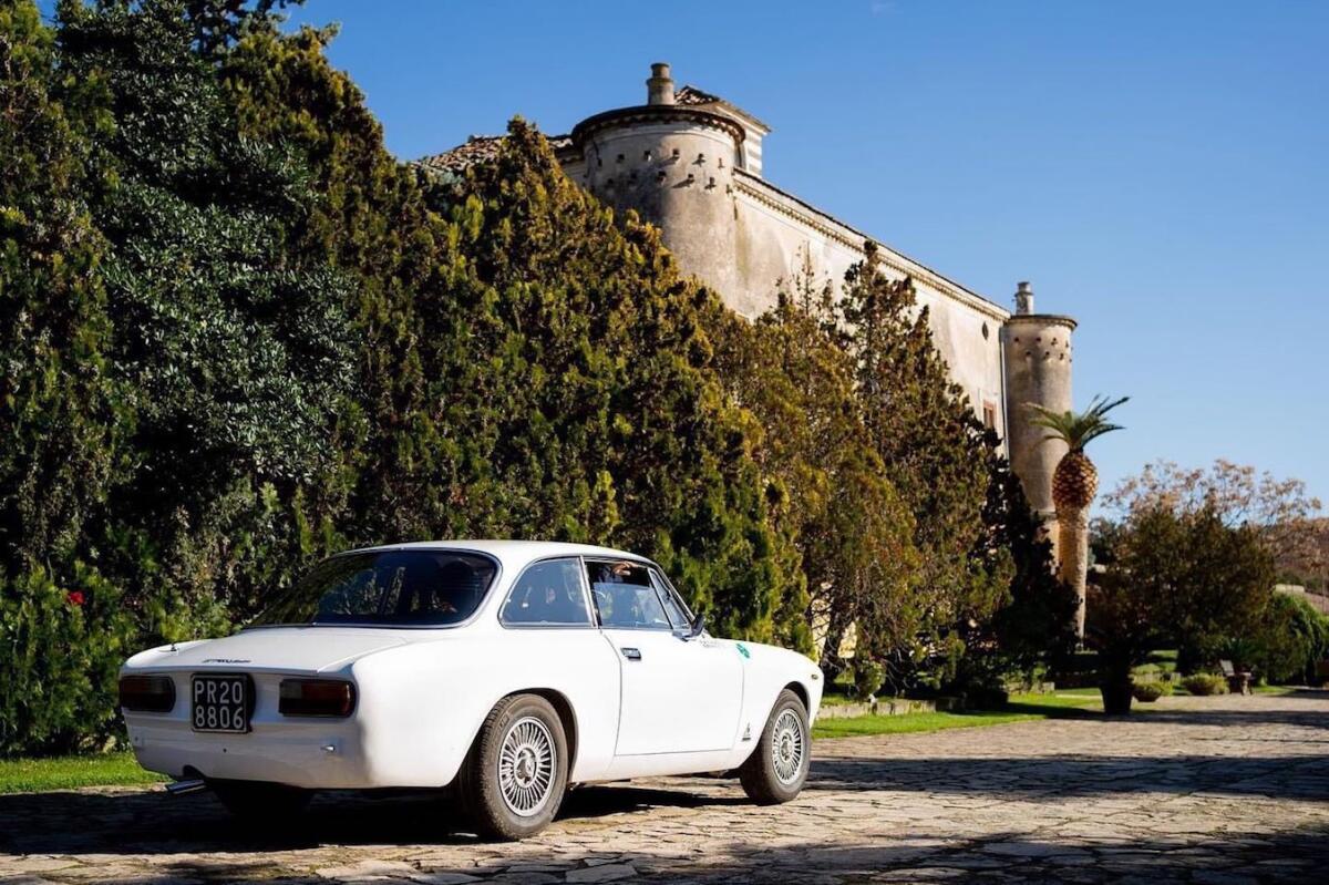 Auto storiche tra Crotone e Santa Severina: viaggio nella storia - Foto: Redazione 