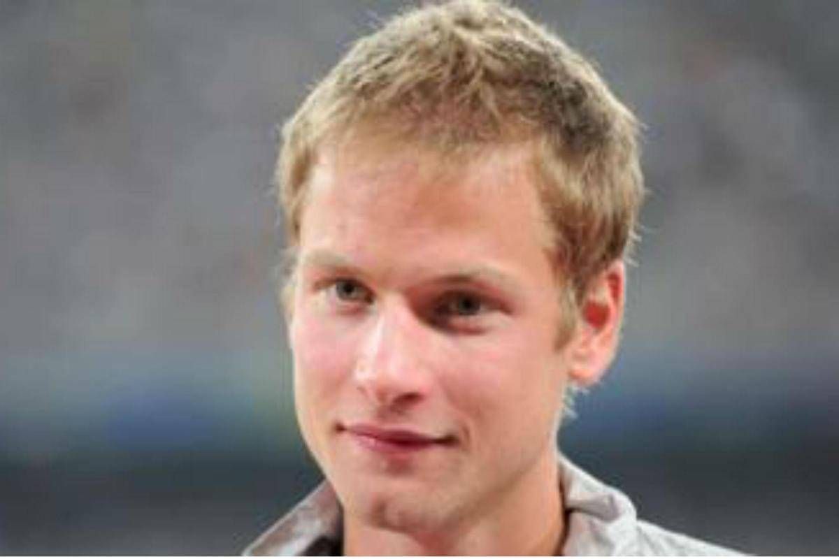 Schwazer senza fine, a 41 anni vince la maratona di marcia - 