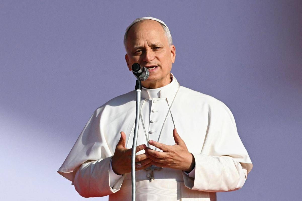 Papa: "Democrazia resti sana o diventa tirannia, potere in mano di pochi una minaccia" - 