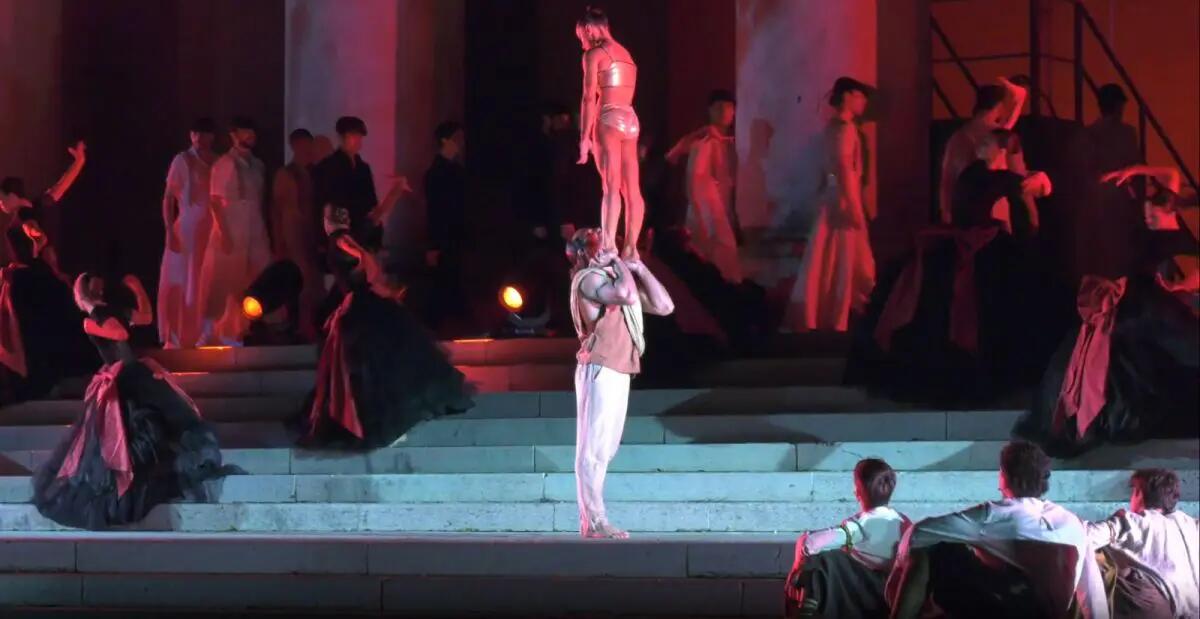 Vinitaly, l’arte del vino diventa spettacolo con “Dentro c’è l’Italia” - 