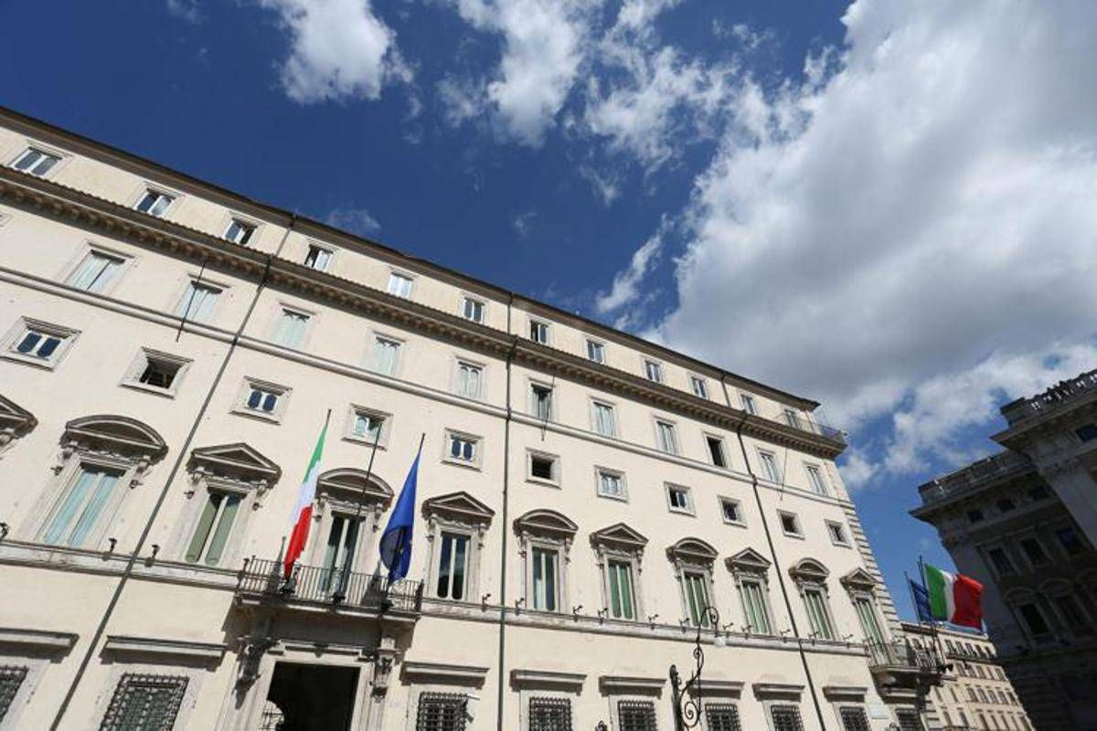 Stretto Hormuz, stop al bando del gas russo? Il dossier energia grande nodo sul tavolo di Palazzo Chigi - 