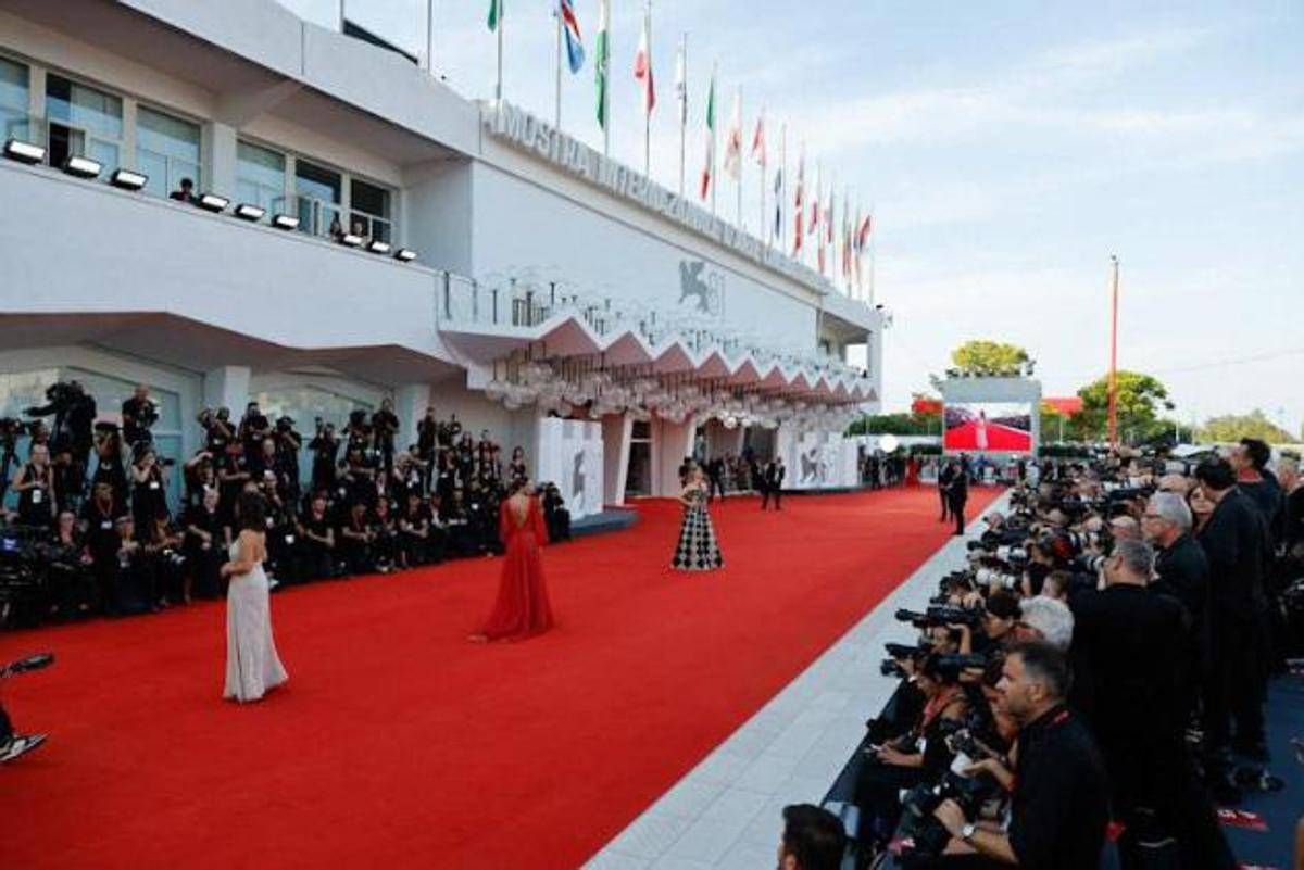 Cannes senza italiani, così la Mostra del cinema di Venezia rischia l'overbooking - 