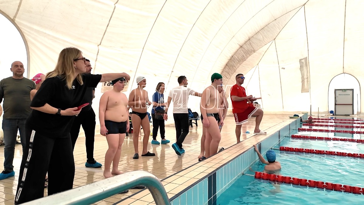 Giochi studenteschi - Piscina Olimpionica Crotone - Redazione 14.04.2026