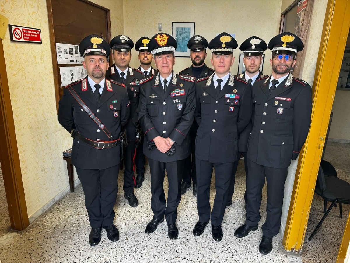 Visita  Generale Corpo d'Armata Claudio Domizi - Foto: Uff. Stampa Carabinieri Catanzaro 16.04.2026