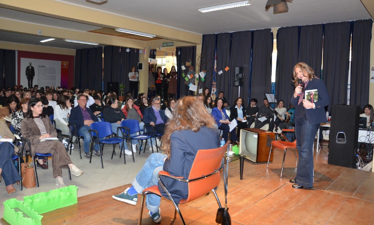 Chiara Francini a Trebisacce - Foto Uff. Stampa IIS L. Palma ITI ITG Green Falcone Borsellino di Corigliano-Rossano (20.04.2026)