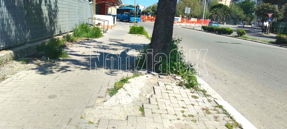 Marciapiedi via Giovanni Paolo II (Redazione - 20.04.2026)