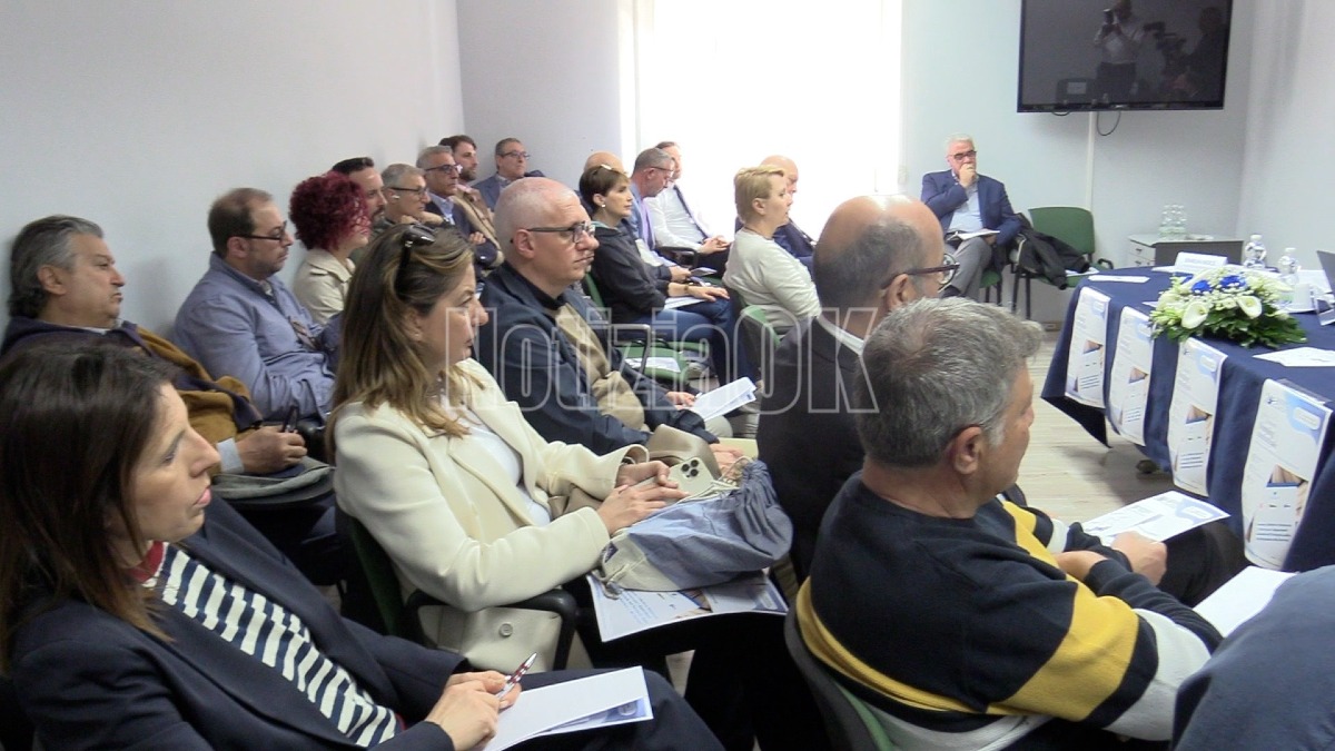 Seminario Dumping Crotone - Foto Redazione 21.04.2026