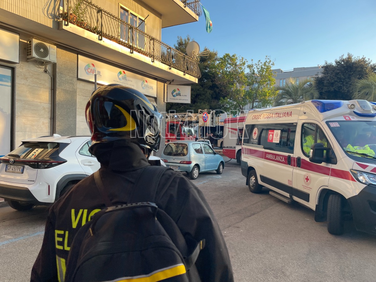 Incendio sede UIL - Via Esterna Firenze - Foto redazione 23.04.2026 