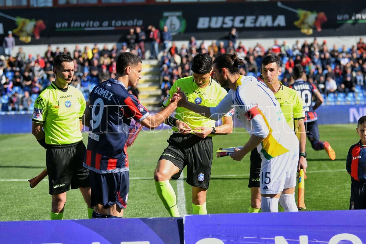 Playoff, Crotone-Cerignola: un solo imperativo, vietato sbagliare  - Foto: Redazione
