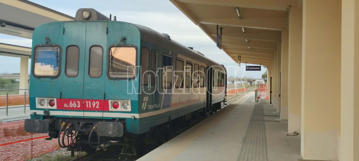 Lavori sulla linea ionica, treni cancellati tra Catanzaro Lido e Crotone nel weekend - Foto: Redazione