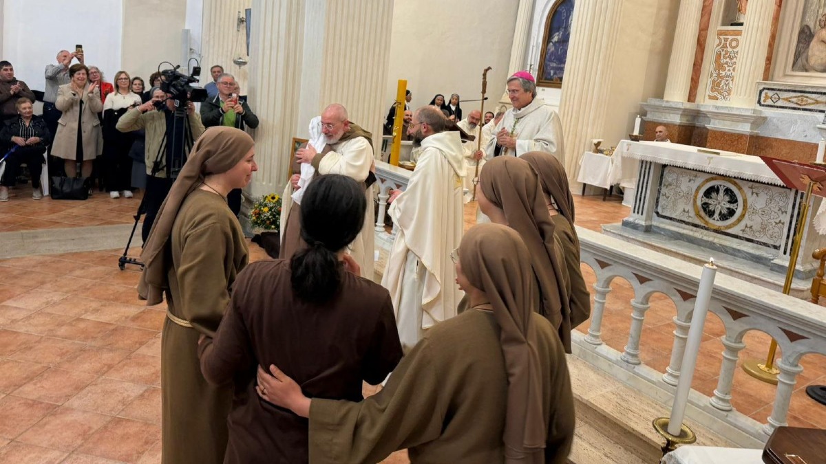 Cassano all’Jonio in festa: al via il Noviziato di Martina Caligiuri - Foto Uff. Stampa Diocesi di Cassano allo Ionio 