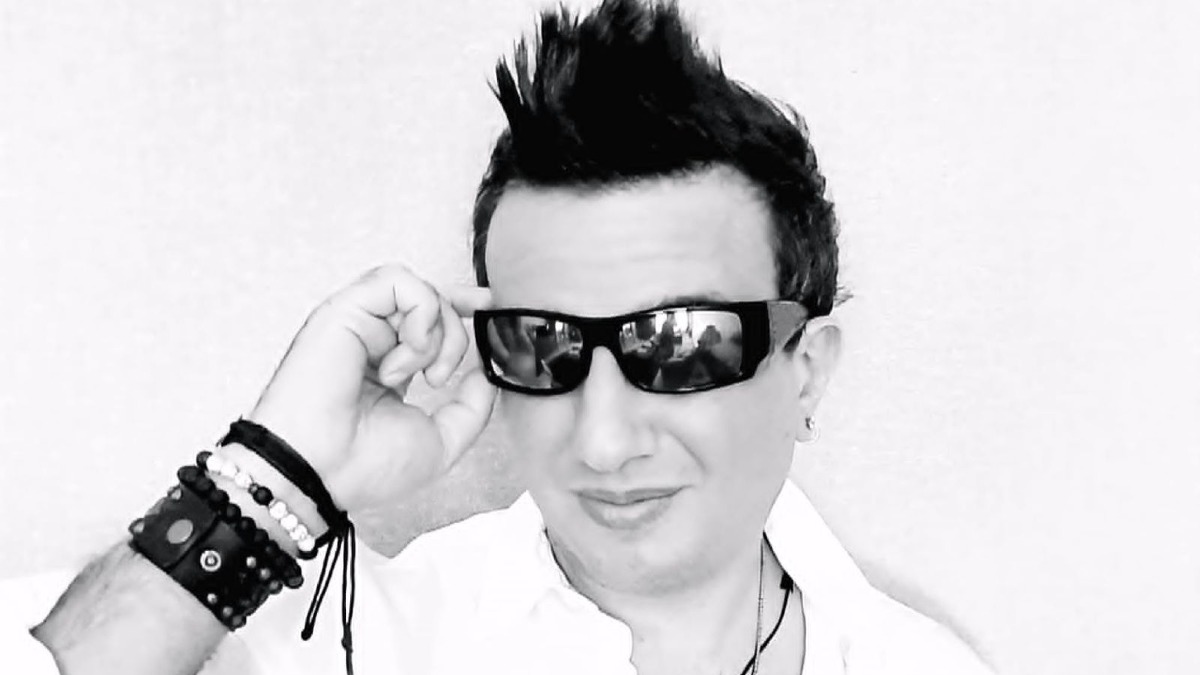 Tre volte numero 1 nel mondo: il crotonese Vincenzo Facino domina Traxsource - 