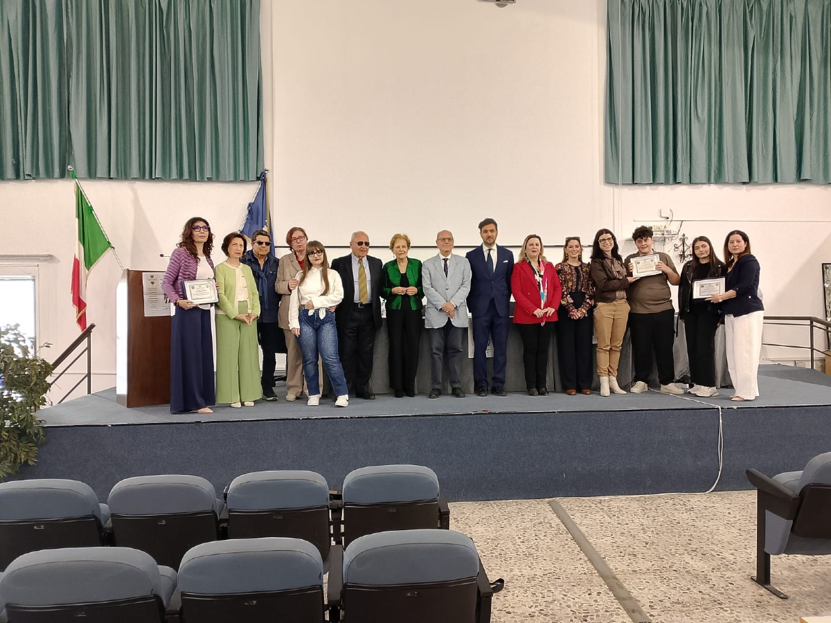 Crotone, dieci anni senza il Prof. Ferraro: la scuola ne celebra l’eredità  - Foto: Federico Ferraro