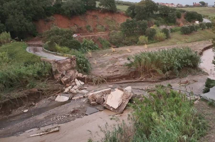 Maida - Ponte sul Cottola dissequestrato, via libera ai lavori di ricostruzione - Foto Uff. Stampa Comune di Maida 