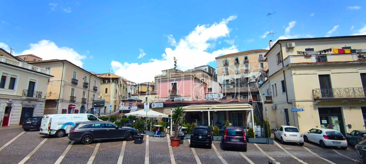 L'Accademia di Belle Arti di Catanzaro porta in città un'opera monumentale in basalto lavico dell'Etna - Foto: Redazione