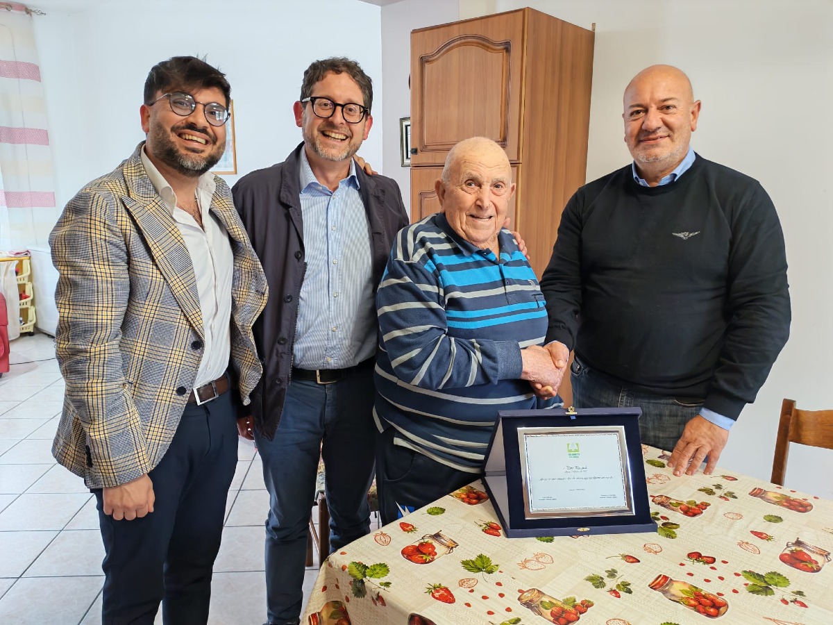 Dal Venezuela ad Amantea, 97 anni e 61 tessere Coldiretti consecutive - Foto: Uff. Stampa Coldiretti Calabria