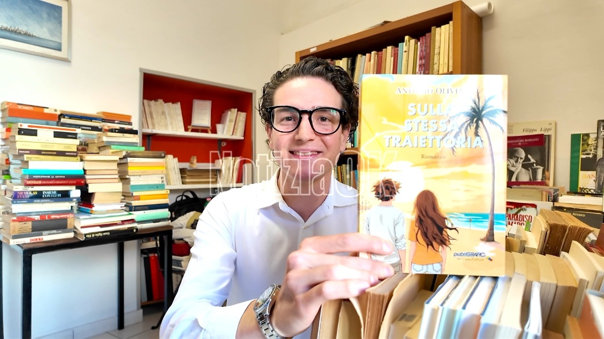 (VIDEO) Il più giovane al Salone del Libro di Torino: il biologo marino Antonio Oliverio porta Crotone  - Foto: Redazione 