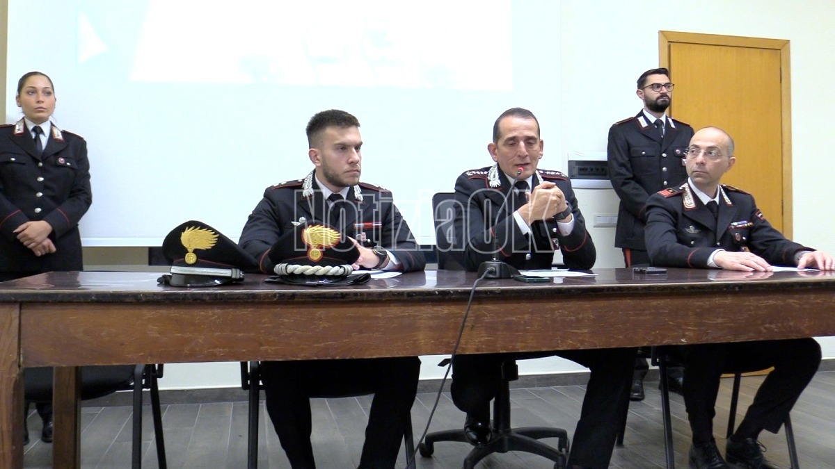 (VIDEO) Maxi operazione a Crotone: dieci misure cautelari per truffe e riciclaggio - Foto: Redazione