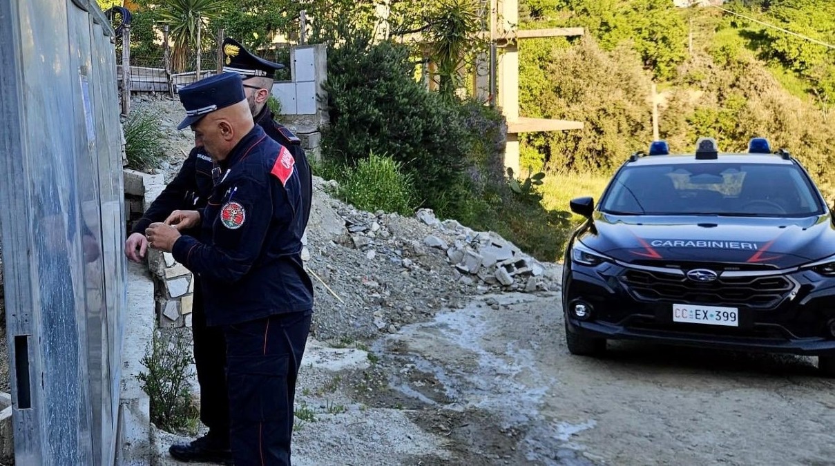 Abusivismo edilizio nella Sila, sequestrata platea di 300 metri quadrati - Foto: Uff. Stampa Carabinieri 