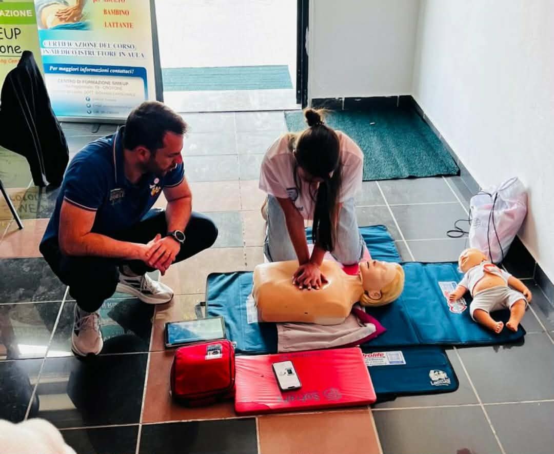 Crotone, formazione BLSD: 43 partecipanti al corso di ASD & APS Poseidon e SIMEUP - Foto:  ASD & APS Poseidon