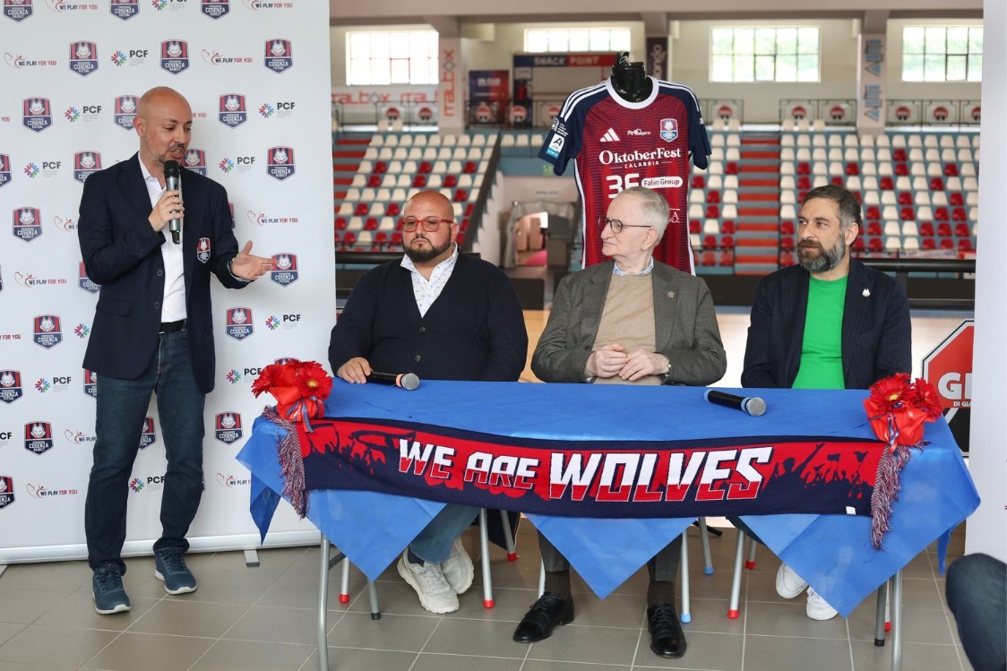 Pirossigeno Cosenza Futsal: “Ripartiamo dagli errori e dal progetto” - Foto: Uff. Stampa Pirossigeno Cosenza Futsal