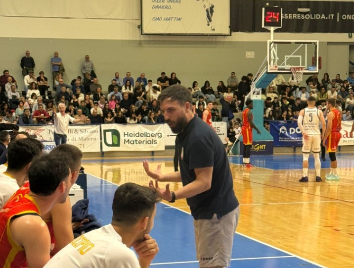 Basket Academy Catanzaro espugna Matera: vittoria thriller in gara 1 dei quarti di finale - Foto: Uff. Stampa Basket Academy Catanzaro