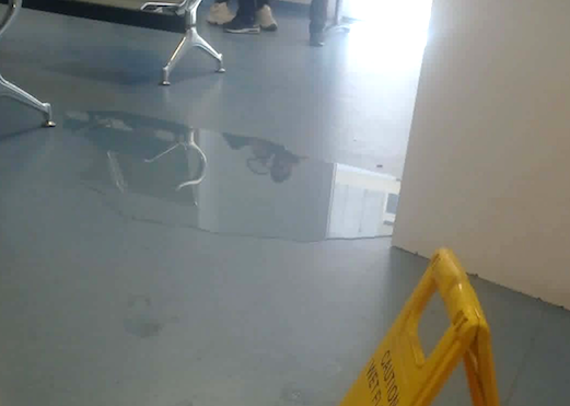 Crotone - Perdita d'acqua al Pronto Soccorso  - Foto: Segnalazione cittadino