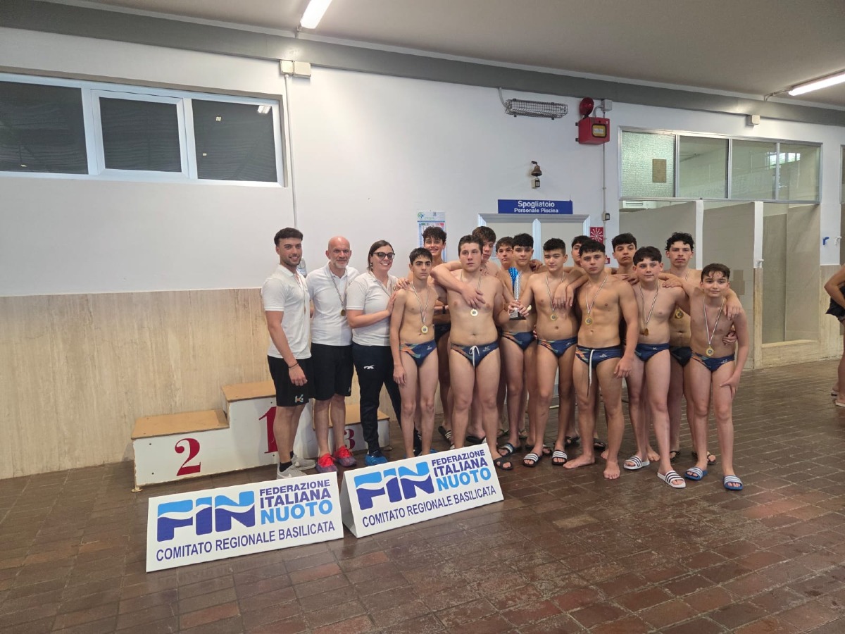 Kairos Nuoto Lamezia chiude la stagione con un netto 20-2 e conquista il 7° posto - Foto: Uff. Stampa Kairos Nuoto Lamezia 