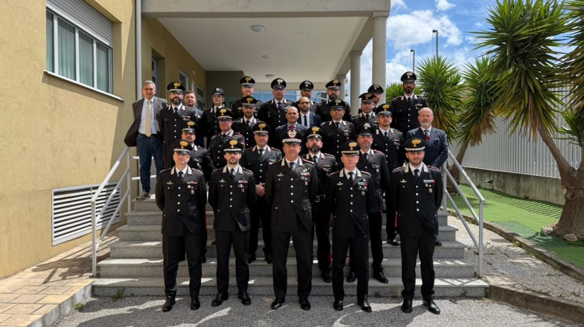 Il Generale Pellegrino a Lamezia: massima attenzione sul versante tirrenico - Foto: Uff. Stampa Carabinieri 