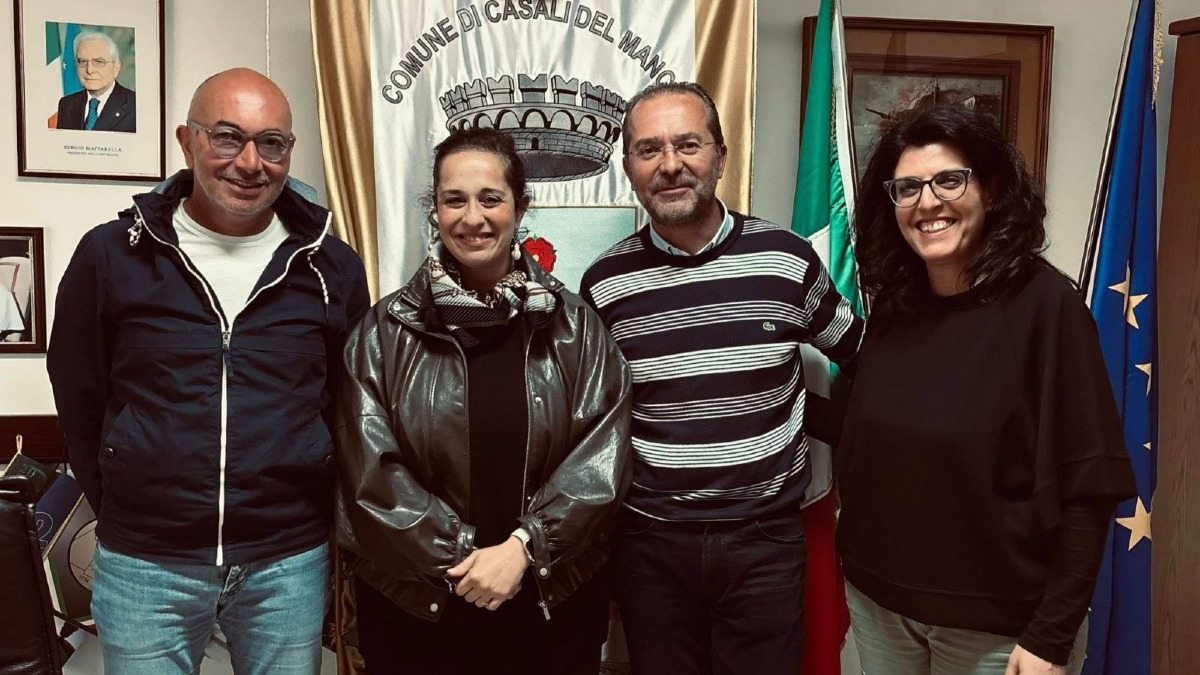 Casali del Manco - Prorogati i contratti per biblioteca e servizi demografici comunali - 