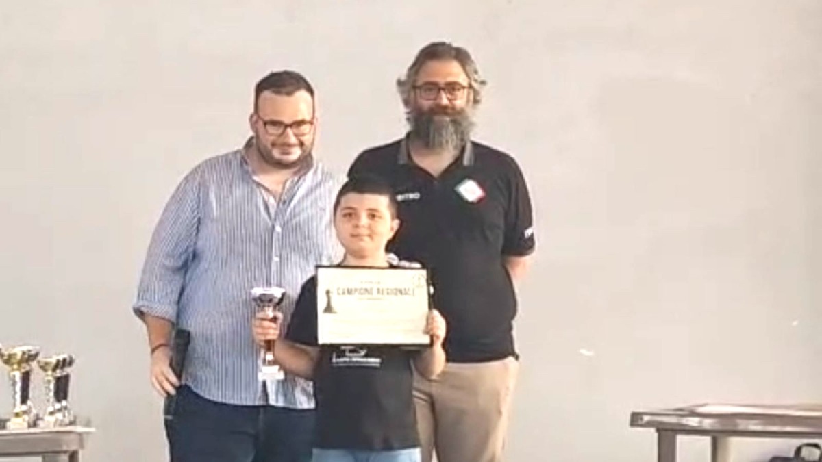 Gaetano Gianmarco campione regionale U10 di scacchi: trionfo al Palaeventi - Foto Uff. Stampa: _ASD Scacchi Crotone “Gio’ Leonardo di Bona”_