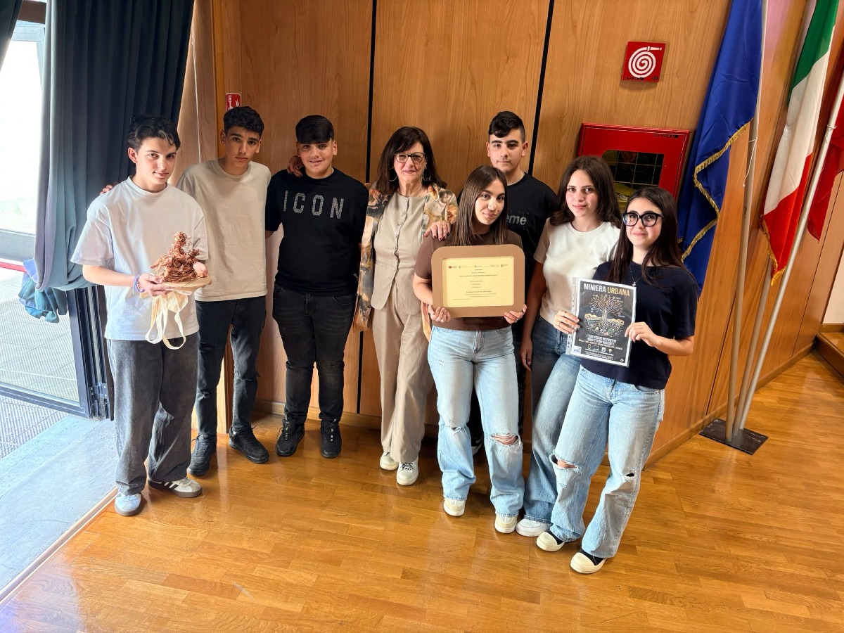 “Ecorecord” all’Unical, gli studenti del Liceo Scorza protagonisti con un progetto sull’economia circolare - Foto: Uff. Stampa Liceo Scientifico "G. Scorza" 