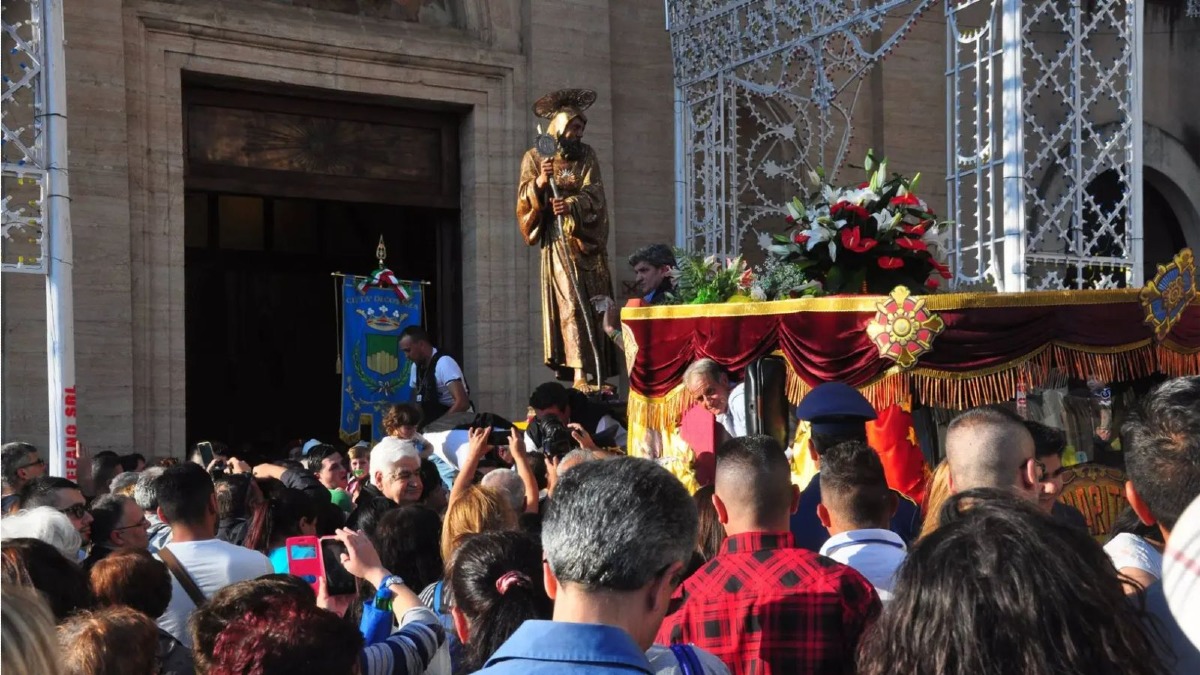 Cosenza, processione di San Francesco di Paola: divieti e modifiche al traffico il 31 maggio - Foto: Uff. Stampa Comune di Cosenza 