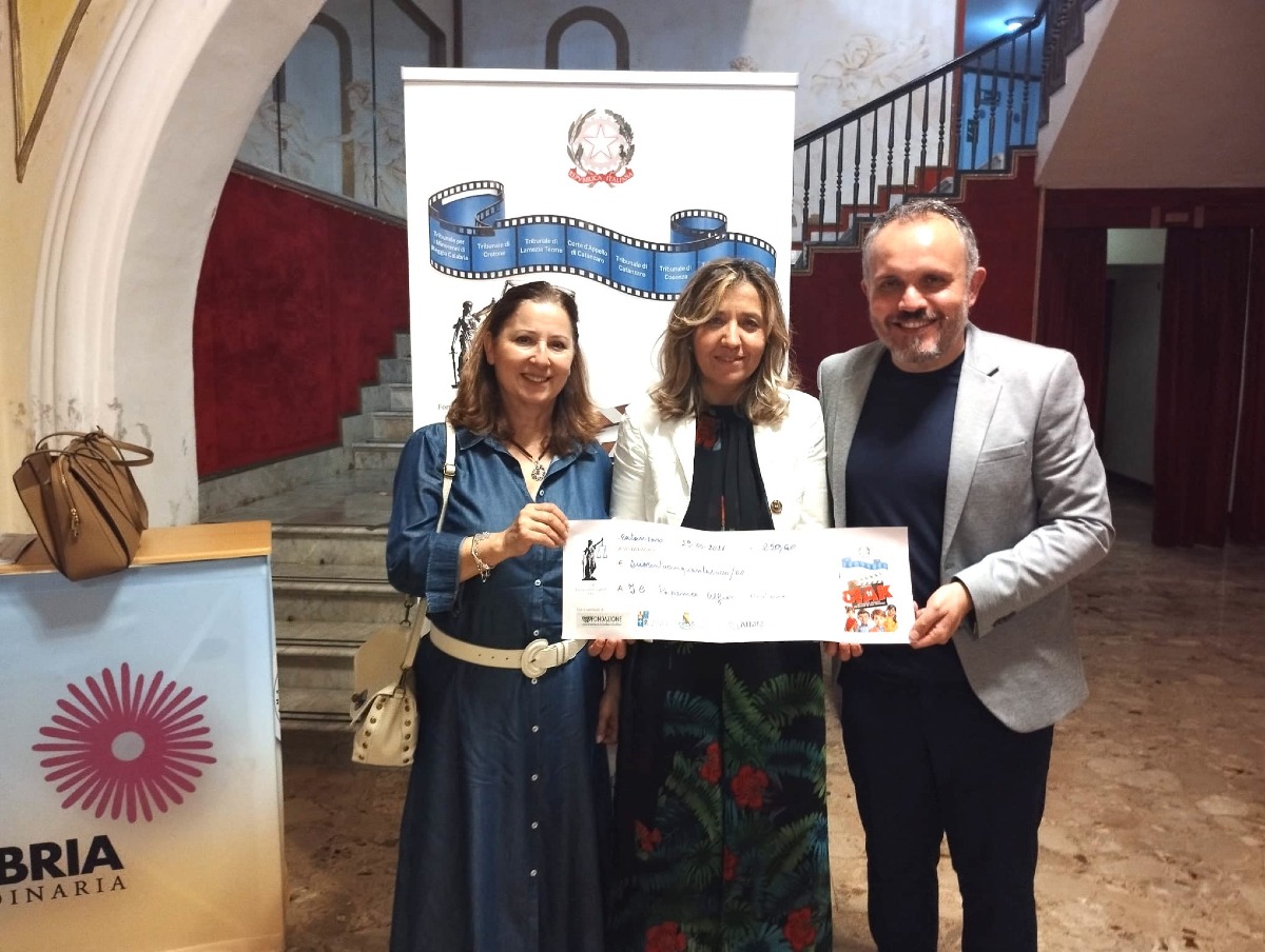 Crotone, l’Ic Papanice Alfieri sul podio di “Ciak”: premiato l’impegno per la legalità - Foto: Uff. Stampa I.C. Papanice - Alfieri 