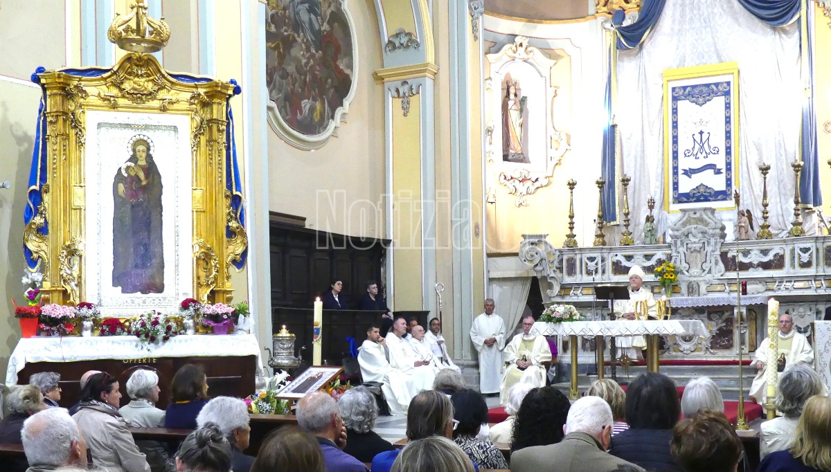 Crotone - Si avvia alla conclusione il Mese Mariano: oggi e domani gli ultimi appuntamenti - Foto: Redazione 