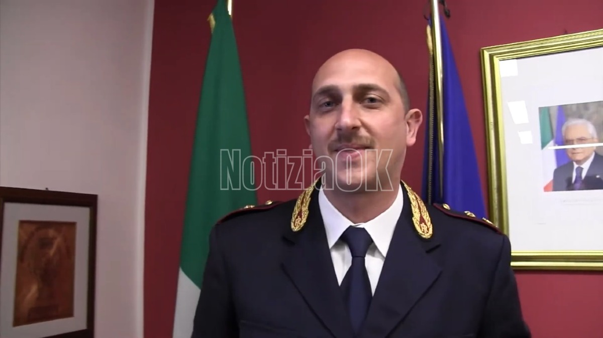 (VIDEO) Maxi operazione a Crotone e in Italia. Lo Sco: «Sequestrati taser e machete» - Foto Redazione