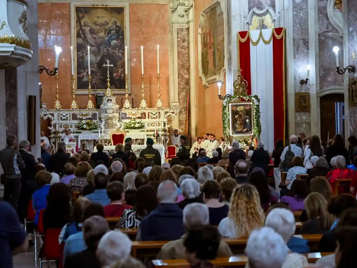 Catanzaro accoglie la Madonna di Porto nel Giubileo dei 400 anni di fede - Foto Uff. Stampa Diocesi di Catanzaro 