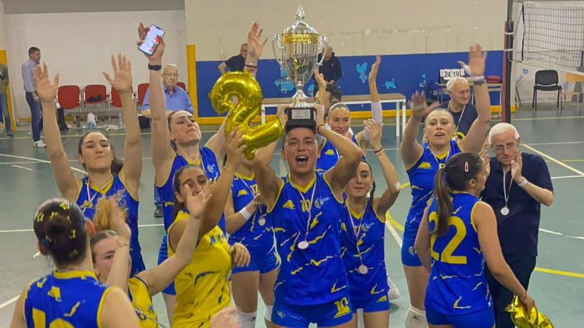 Storica Pallavolo Rossano: le gialloblù espugnano Reggio e volano in Serie B - Foto Uff. Stampa Pallavolo Rossano