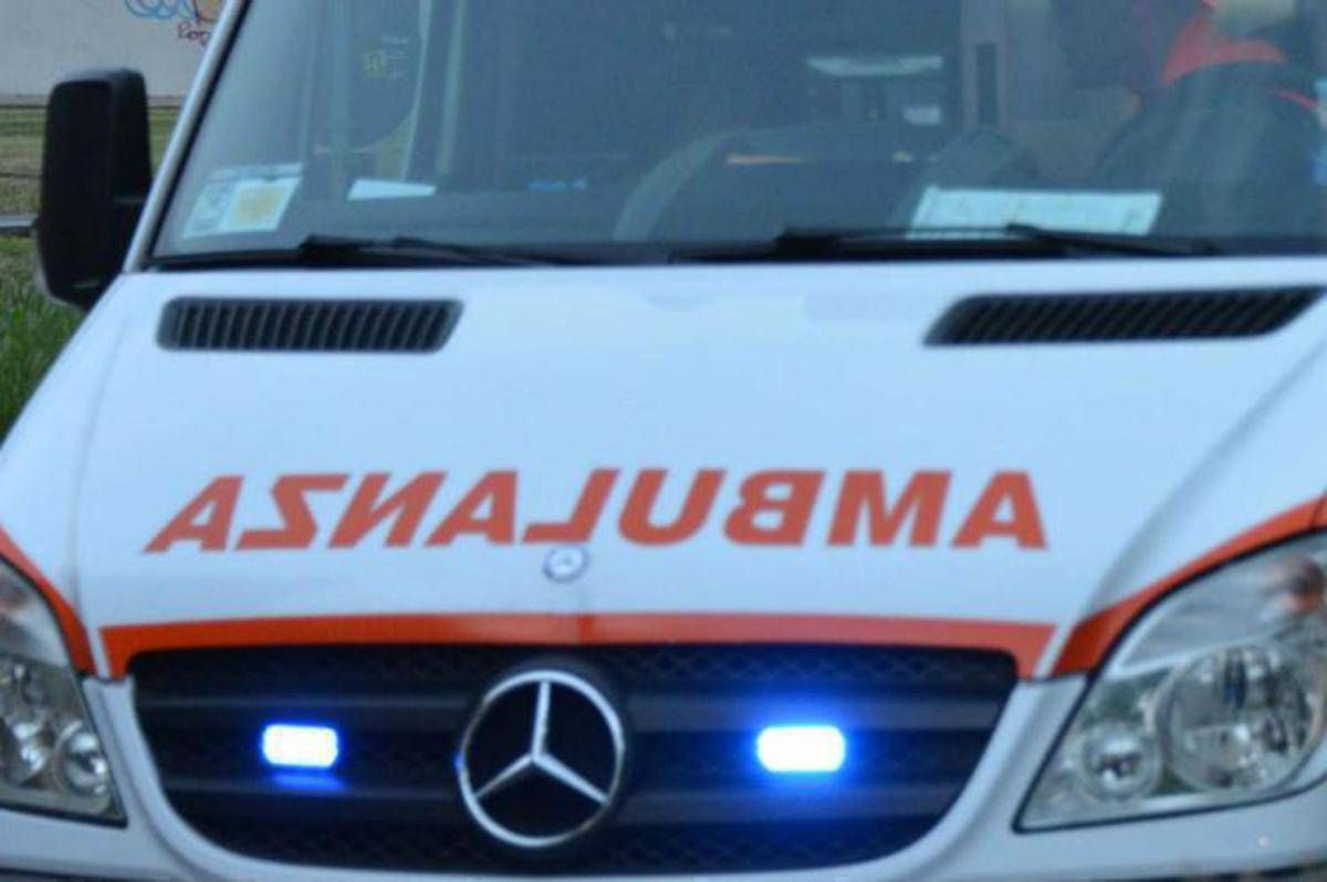 Roma, scende per aiutare automobilista e viene travolto: morto 35enne - 